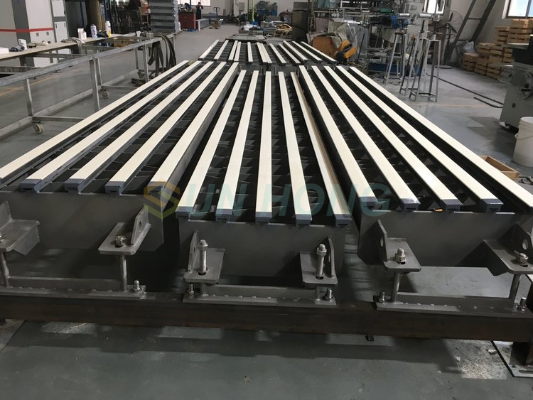 dewatering element