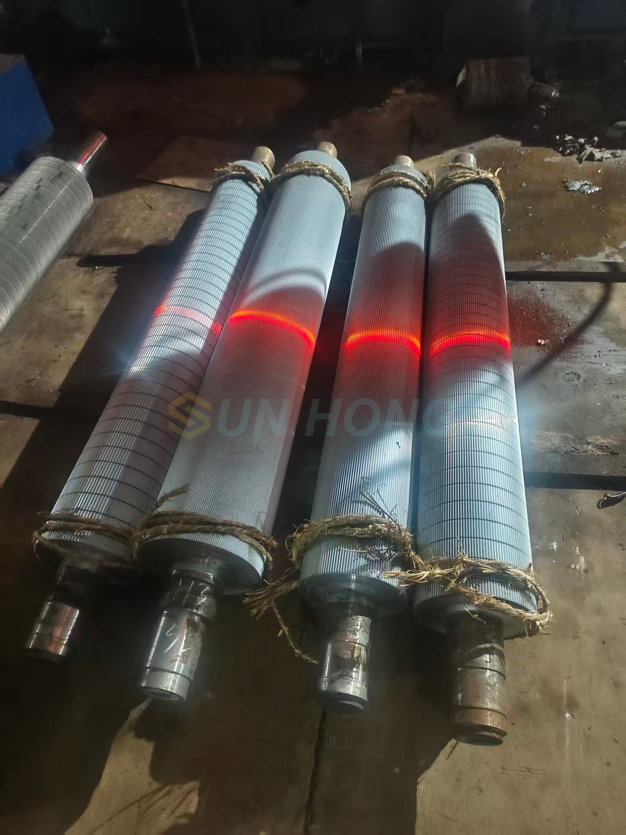 corrugator corrugating roll