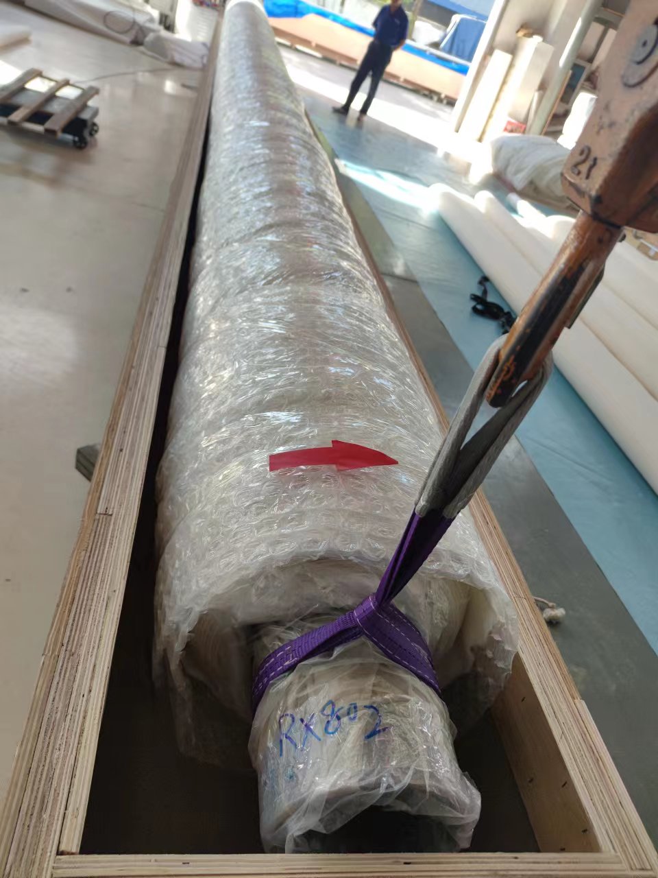Delivery of 9.2m width felt 