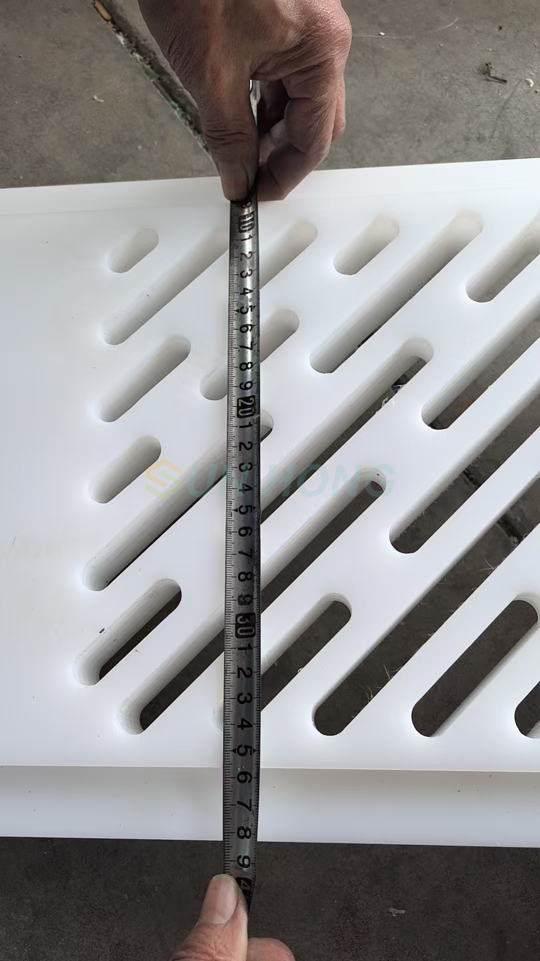 UHMWPE suction box cover